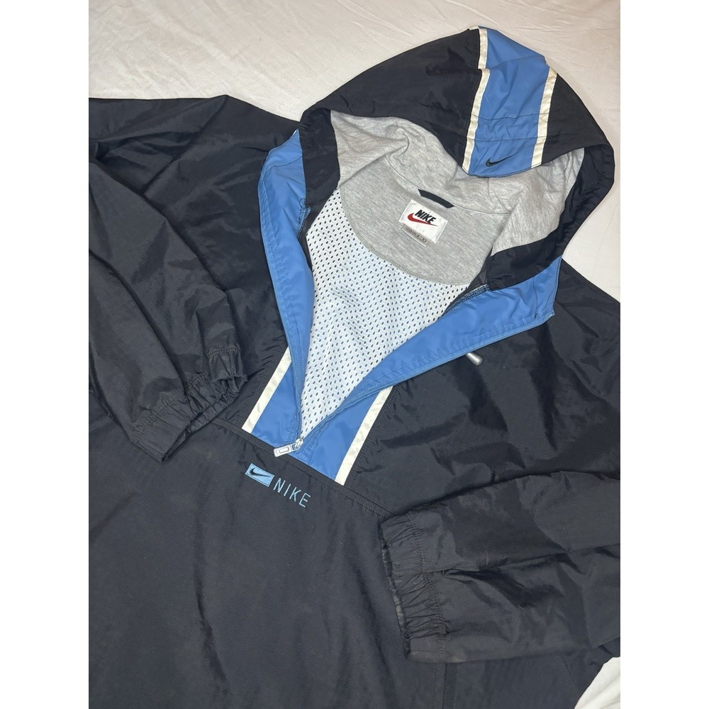 VINTAGE Nike Rain Jacket Boys 12-14 Large Blue Spellout Center Swoosh Pullover